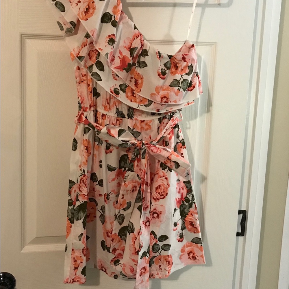 One shoulder floral dress - Picture 2 of 5